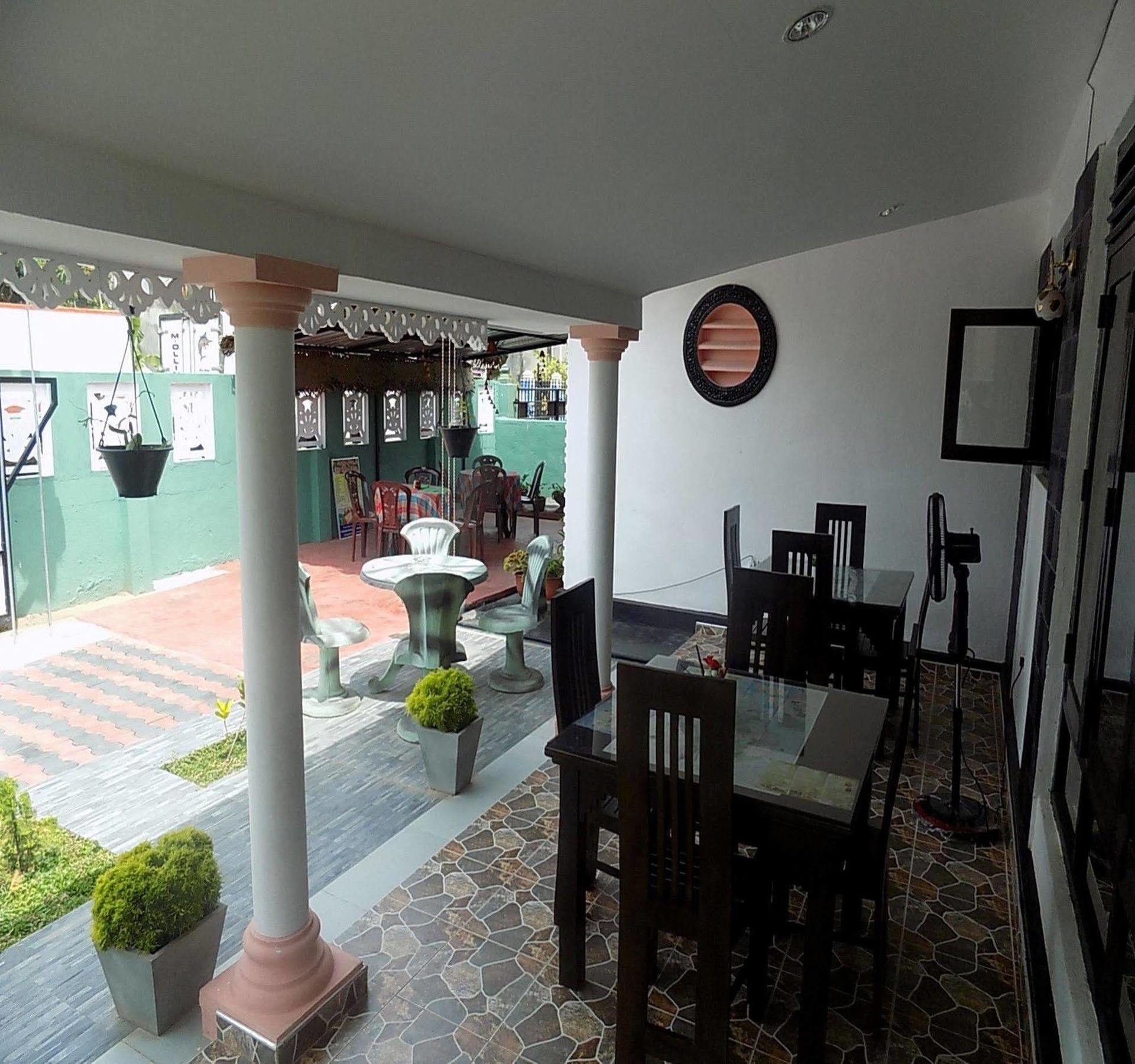 Alexandra Family Villa Negombo Eksteriør bilde